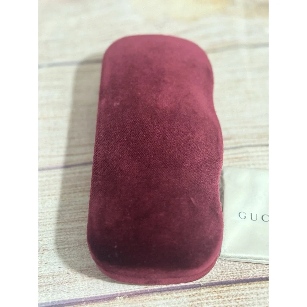 Gucci Glasses Clamshell Hard Case Burgundy Maroon Velvet w/ Microfiber Cloth